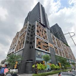 Seventeen Residence