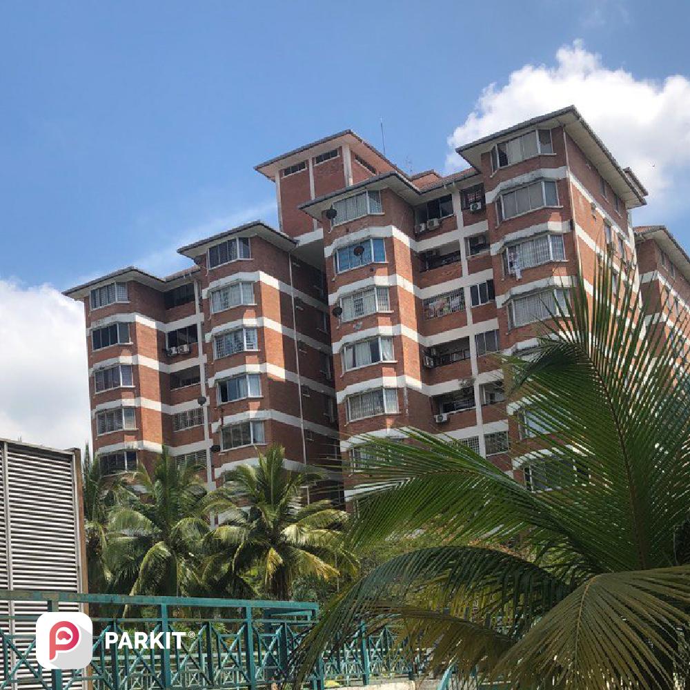 Green Acre Park Condo