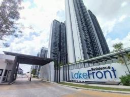Lakefront Homes